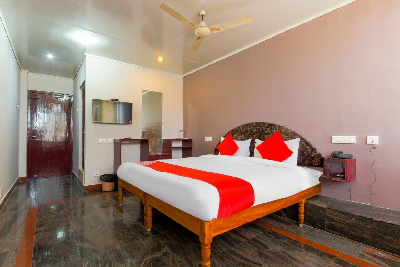 Oyo 45475 Annai Lodge Thanjavur Esterno foto